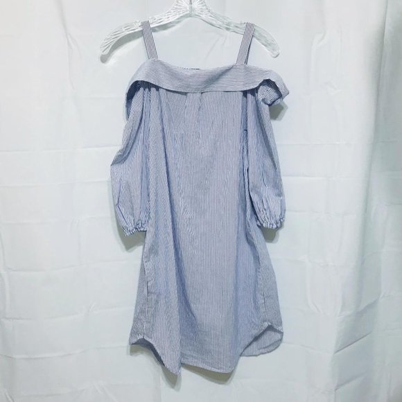 Chelsea28 Off Shoulder Top - Picture 3 of 6
